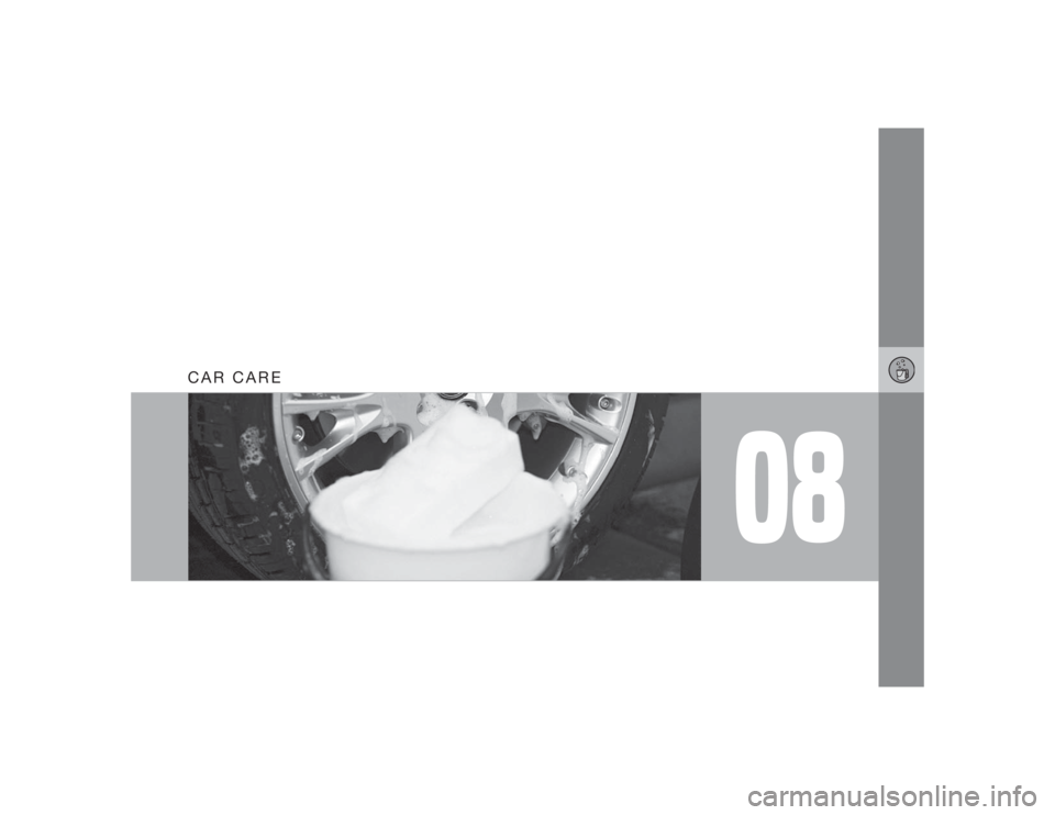 VOLVO S40 2009  Owner´s Manual 08
CAR CARE 
