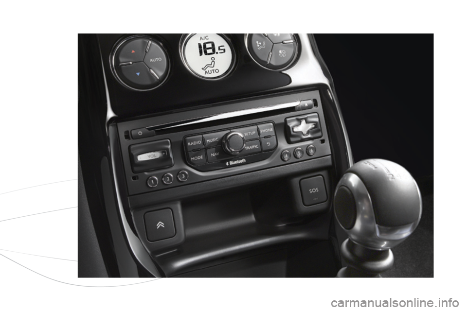 CITROEN DS3 2015  Manual do condutor (in Portuguese) DS3 _ pt _Chap13 _ audio_ed01-2014  