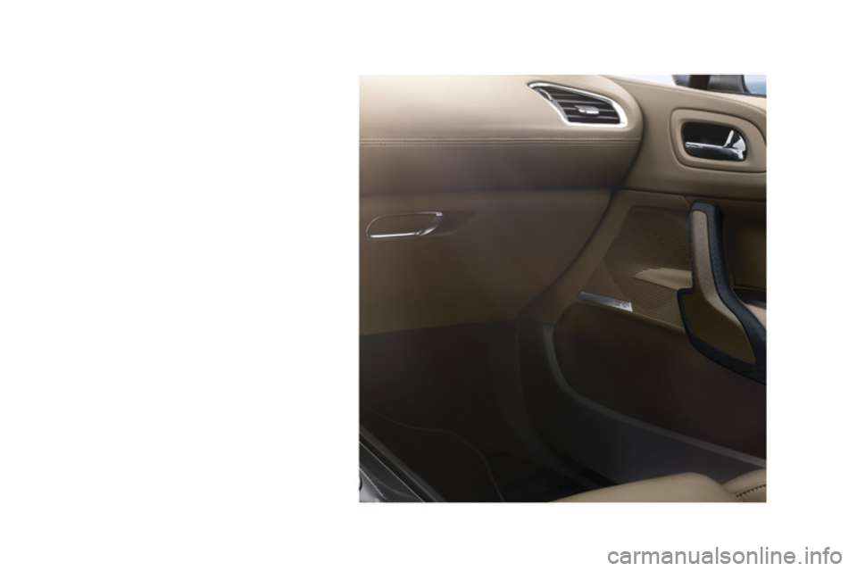 CITROEN DS4 2016 Priručnik (in Serbian) DS4_sr_Chap04_amenagement_ed03-2015 CITROEN DS4 2016 Priručnik (in Serbian) DS4_sr_Chap04_amenagement_ed03-2015